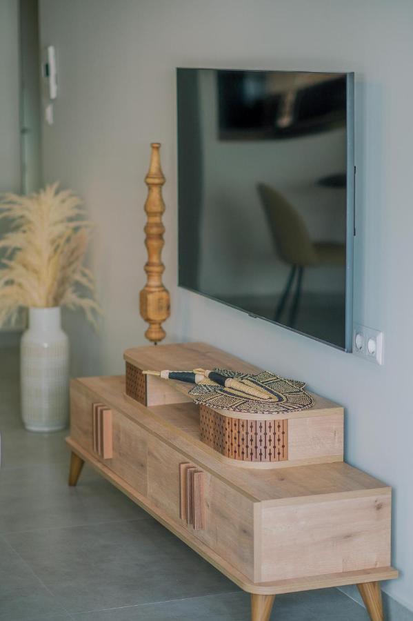 Hama Luxury Seaside Apartments Corinth 외부 사진