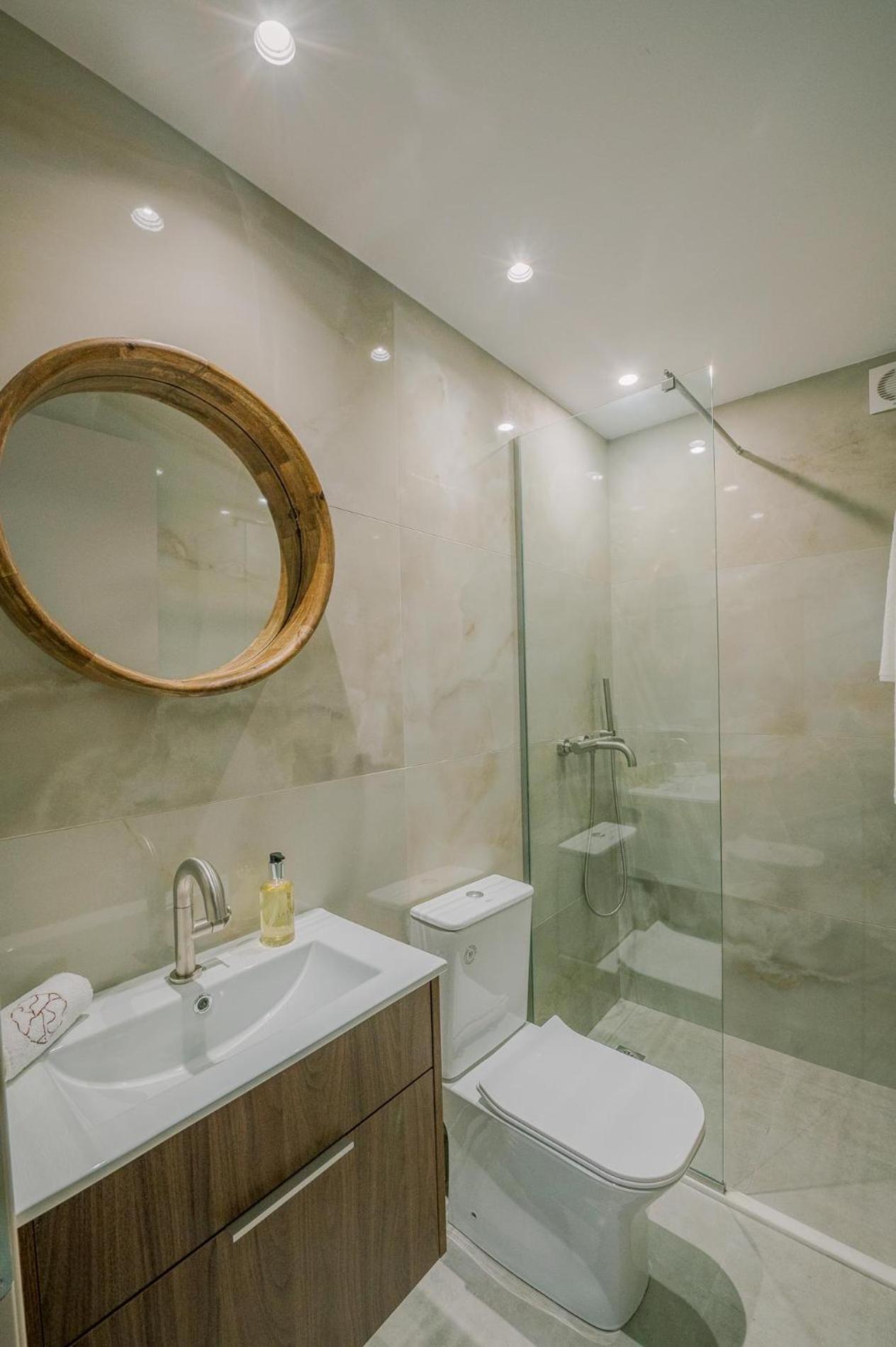 Hama Luxury Seaside Apartments Corinth 외부 사진