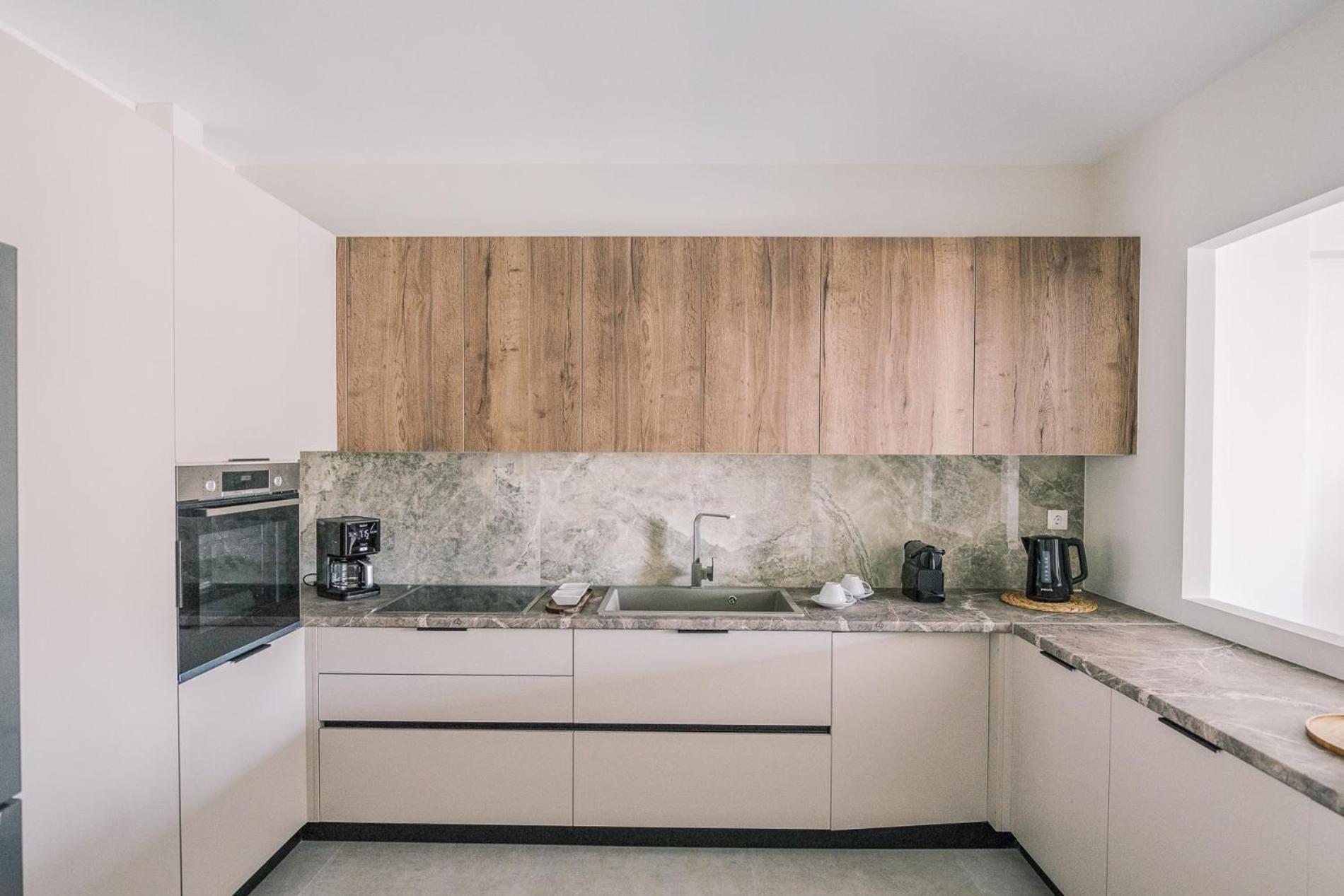 Hama Luxury Seaside Apartments Corinth 외부 사진